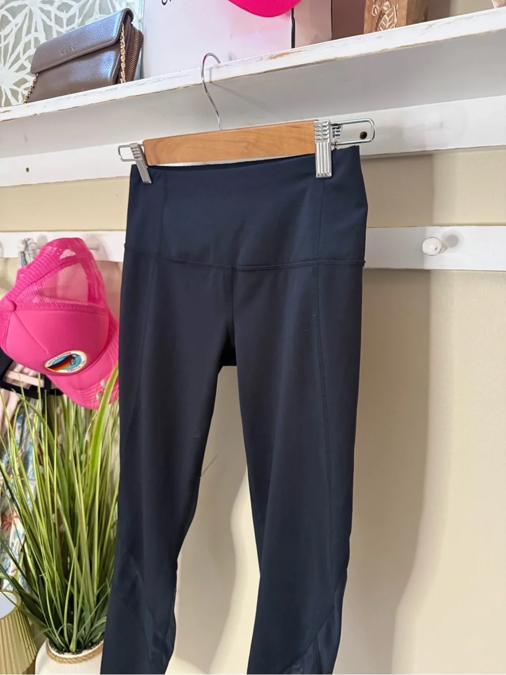 Yogalicious Black Lux Size Small Leggings White Logo Yoga Running Gym